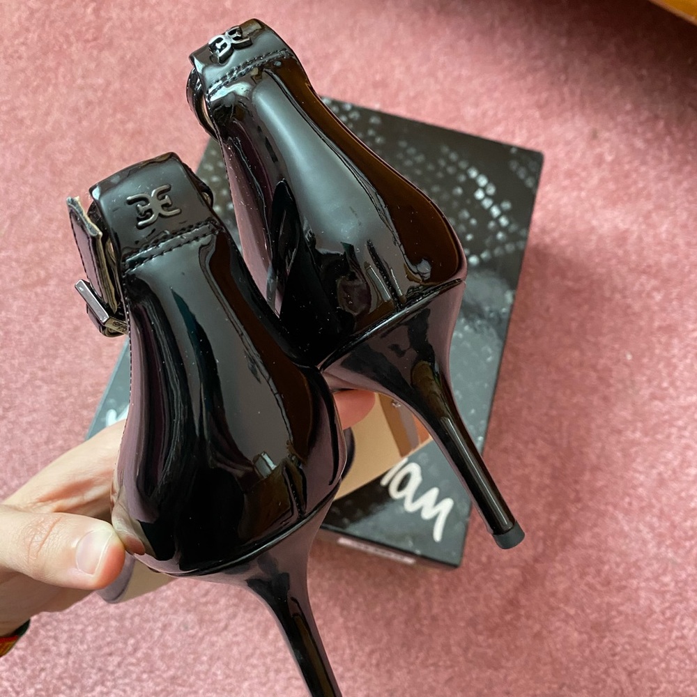 New! Sam Edelman Black Ankle-Strap Heeled Sandal - Picture 11 of 12